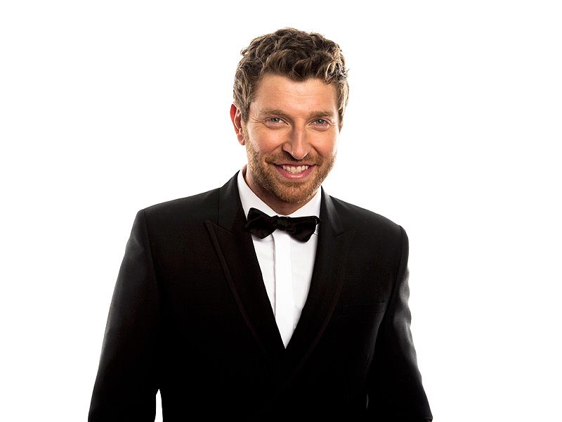 Brett Eldredge Age, Height, Songs, Albums, Education, Family