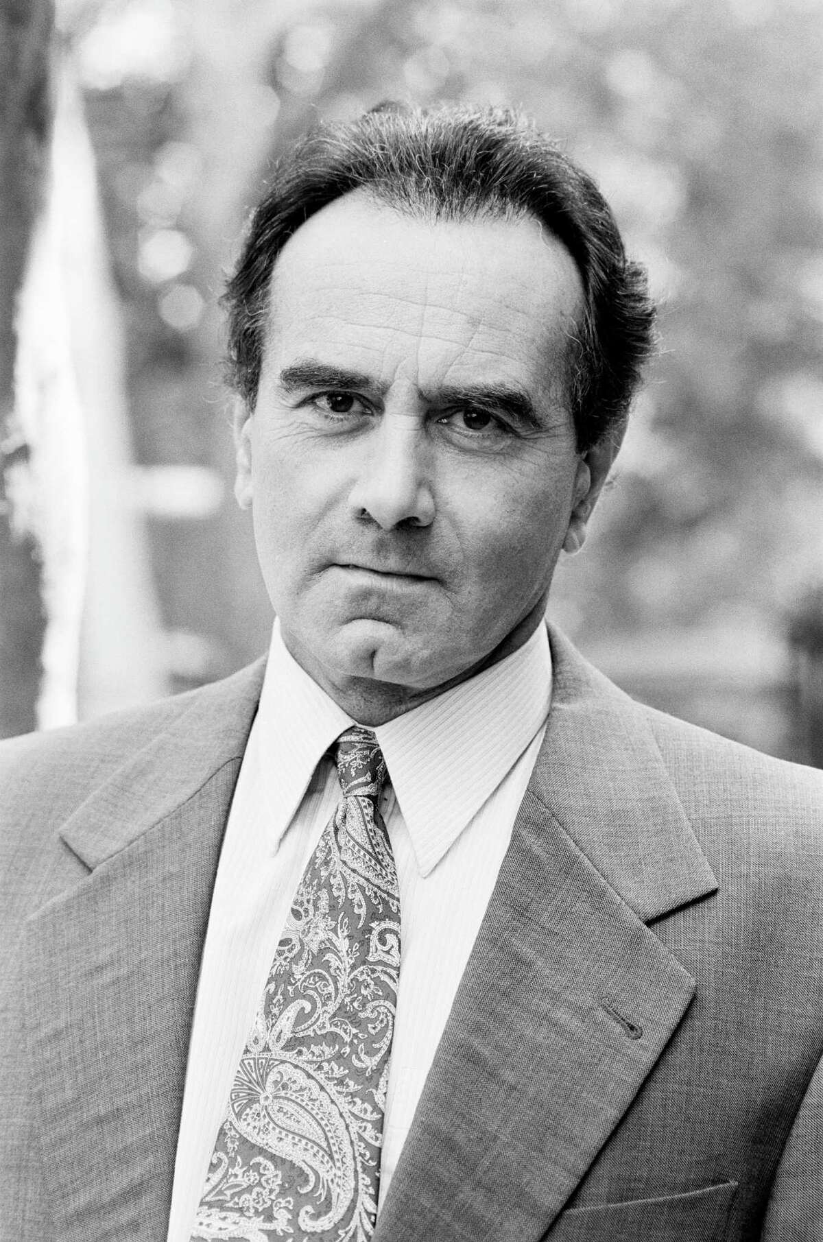 Dan Hedaya wife: Is Dan Hedaya married?