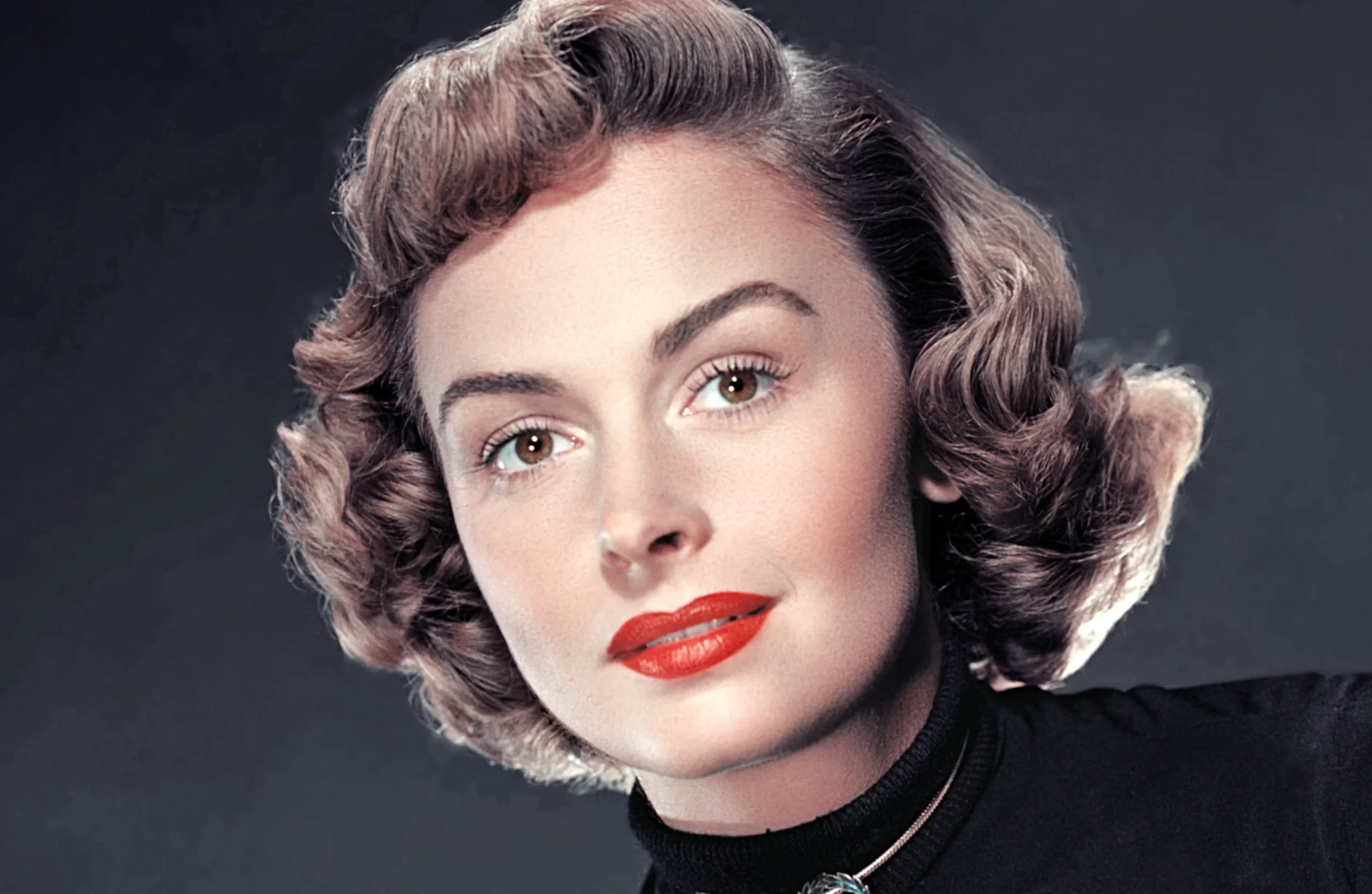 Who played Mary on It’s a Wonderful Life? How old is Donna Reed in It’s a Wonderful Life?