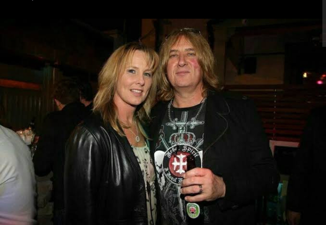 Joe Elliott second wife: Who is Kristine Elliott?