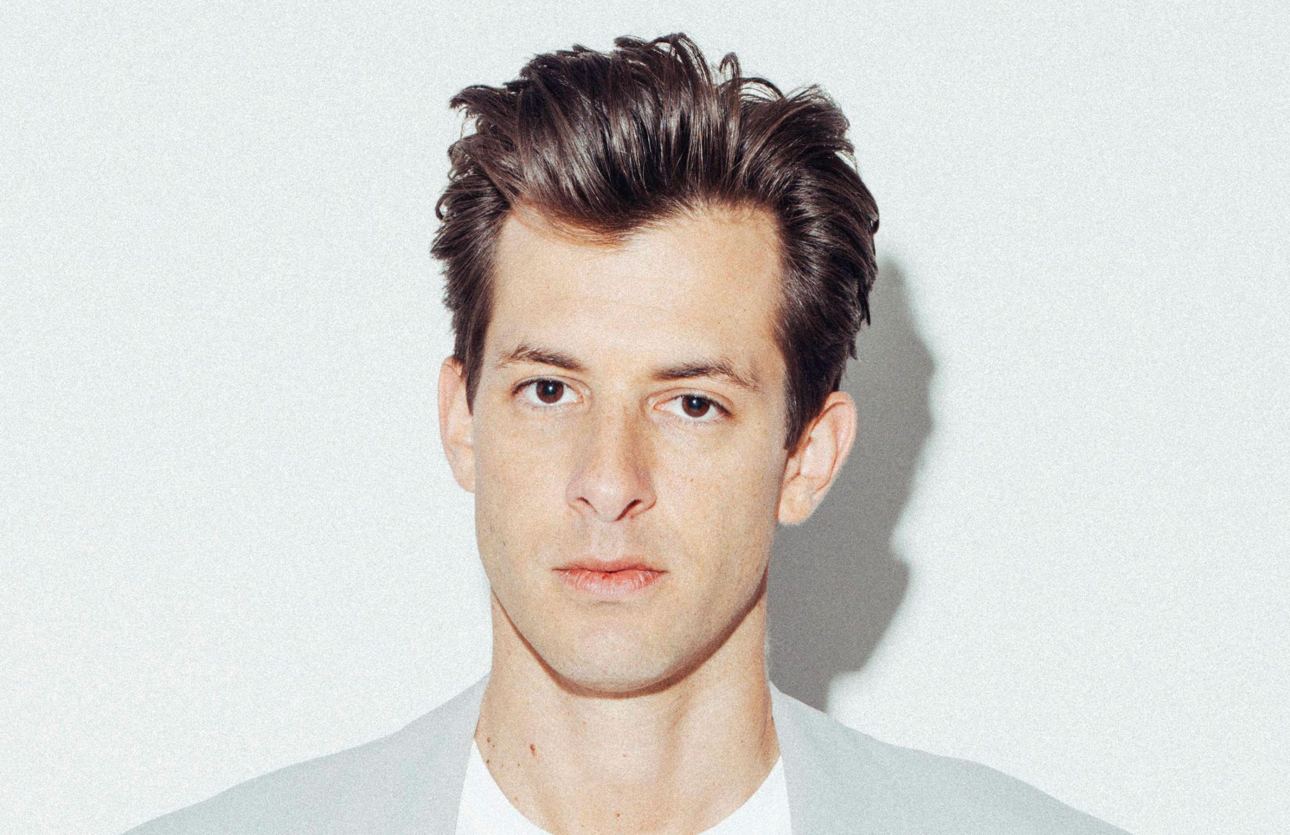 Who is Mark Ronson’s dad? Meet Laurence Ronson