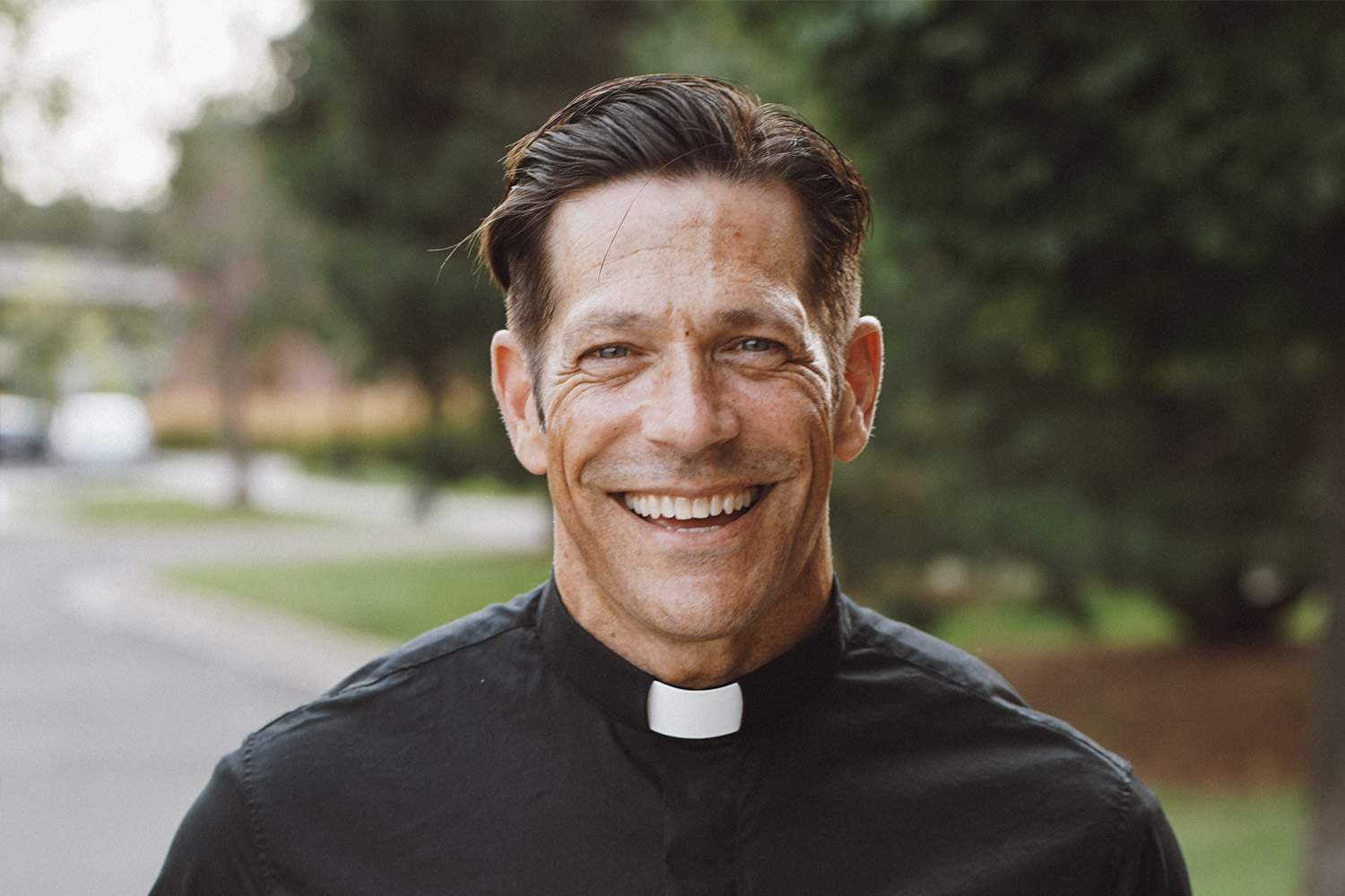What kind of priest is Fr Mike Schmitz? How long has Father Mike Schmitz been a priest?