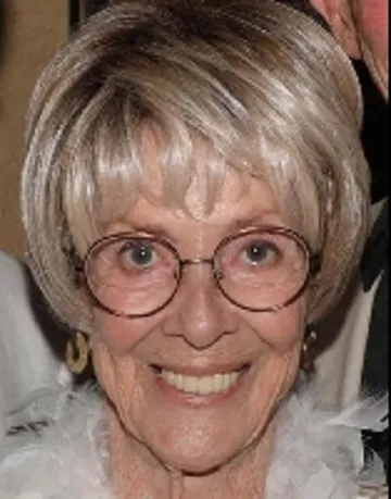 Who was Tom Smothers’ sister Sherry Smothers?