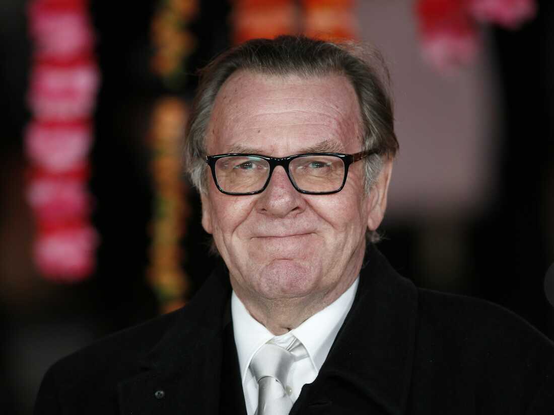 Tom Wilkinson Movies and TV Shows, Batman, Harry Porter, Voice Change, Height, Health, Death