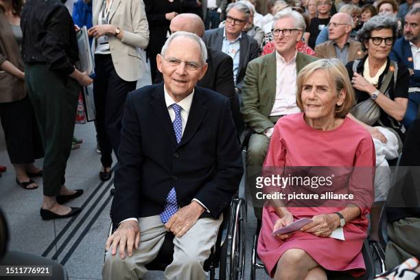 Wolfgang Schäuble Wife: Meet Ingeborg Schäuble