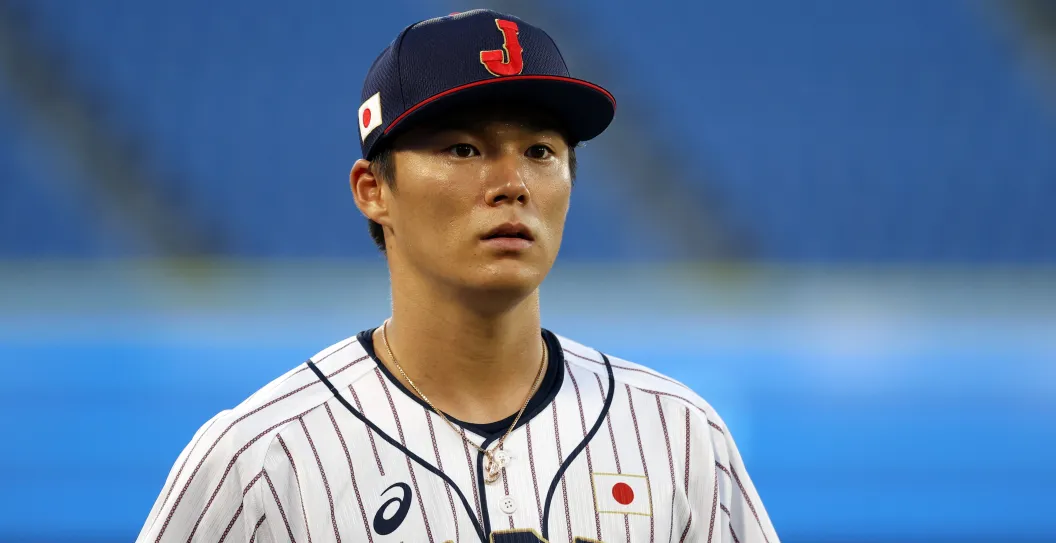 How fast does Yoshinobu Yamamoto throw?