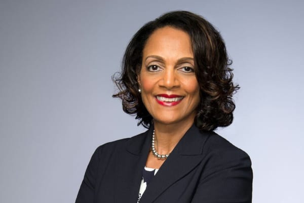 How did gift giving lead to the downfall of former Baltimore mayor Sheila Dixon?