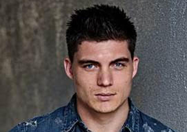 Zane Holtz Movies and TV Shows, Age, Height, Look Alike, Batman