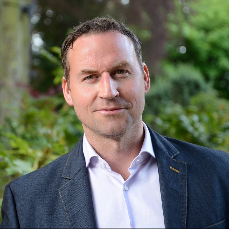 Colin Maclachlan Movies and TV Shows, Books, Age, Height, Wikipedia