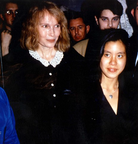 What happened to Mia Farrow‘s daughter Lark Song?