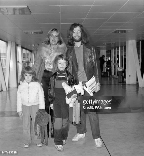Robin Gibb First Wife: Meet Molly Hullis