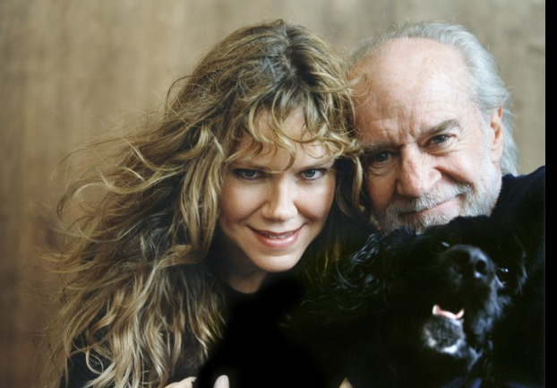 Meet George Carlin‘s daughter Kelly Carlin