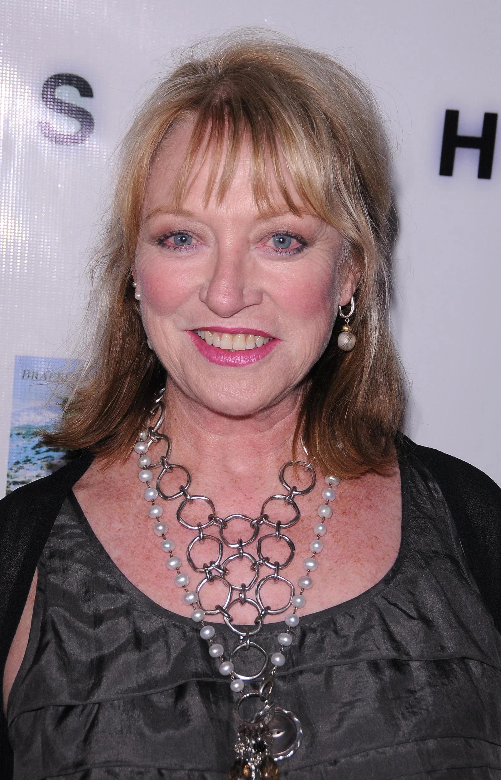 Who is Veronica Cartwright married to? Meet Richard Compton, Stanley Goldstein & Richard Gates