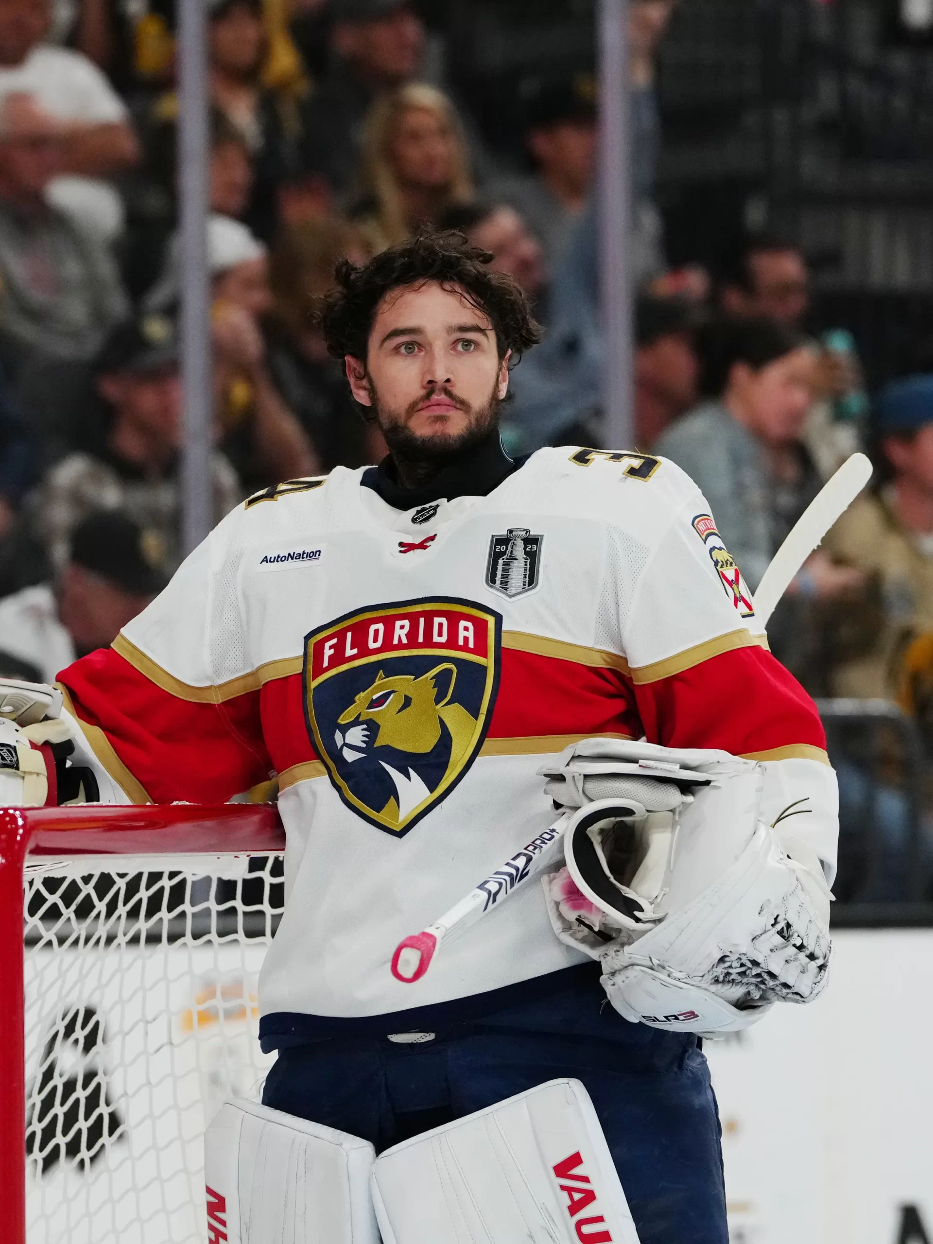 Alex Lyon Age, Draft, Teams, Trade, Contract, Stats