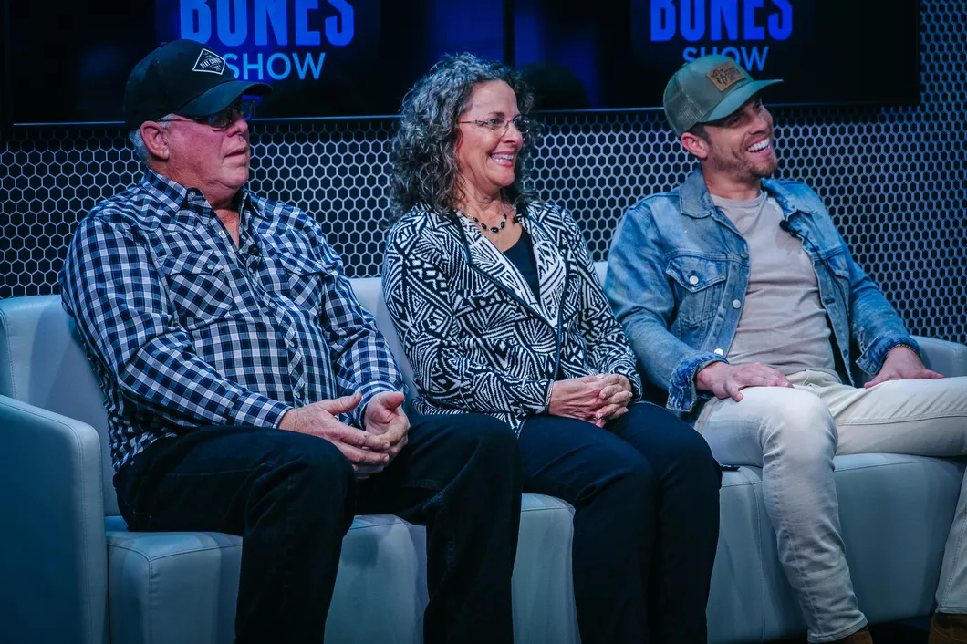 Dustin Lynch Parents: Meet Patti Lynch, Chuck Lynch
