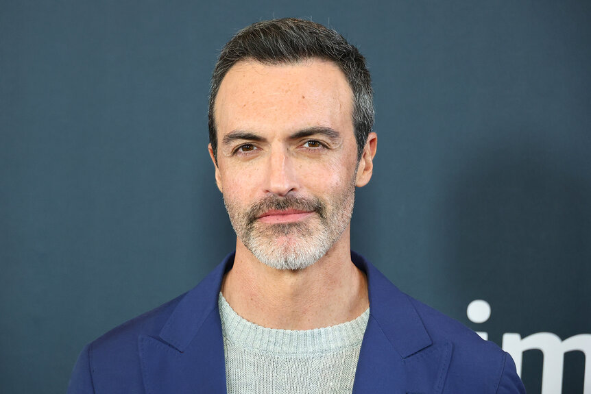 Reid Scott (actor) Movies and tv shows, height, Young, Net worth