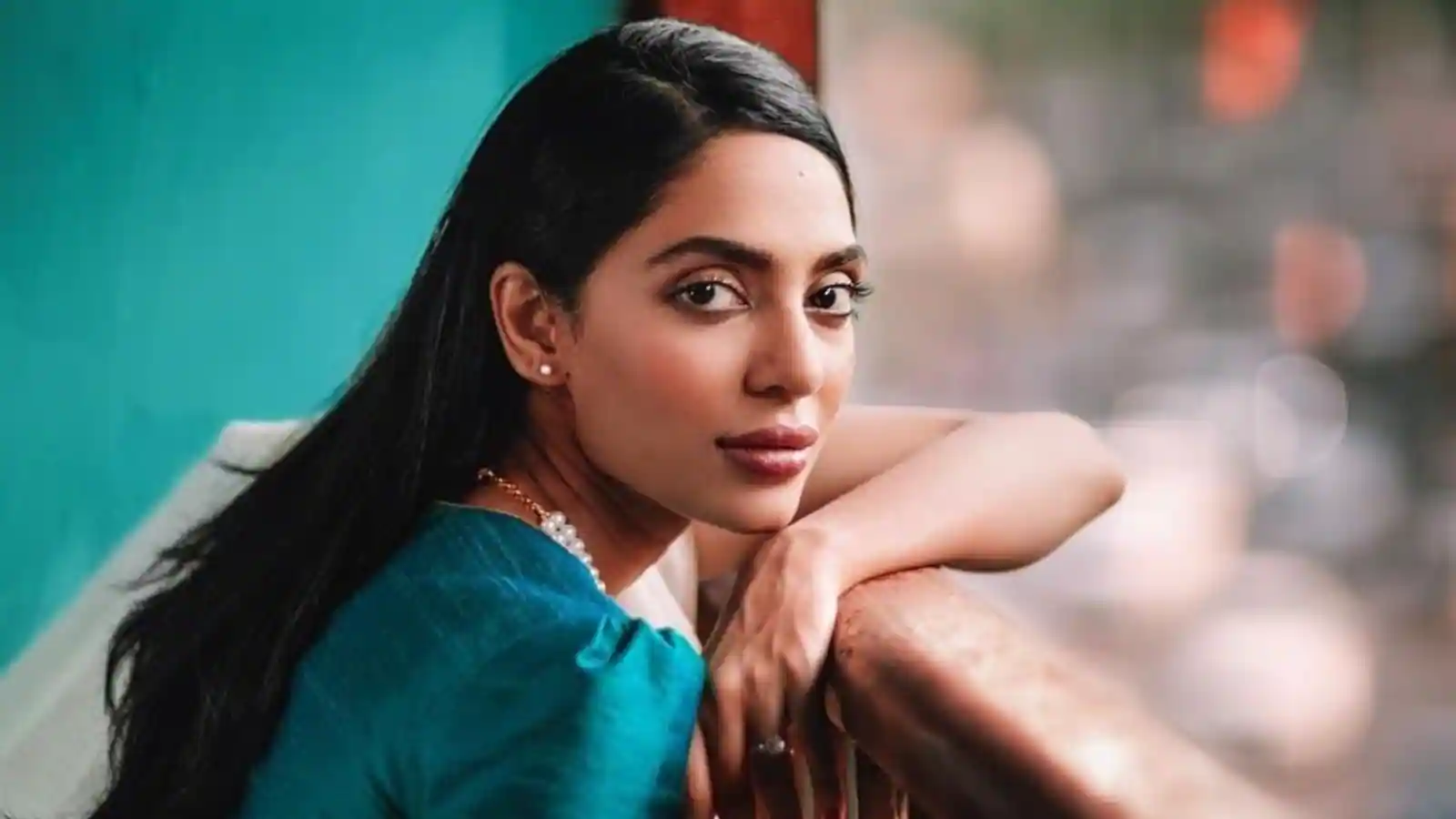 Sobhita Dhulipala Instagram, Height, Young, Age, Movies and tv shows,
