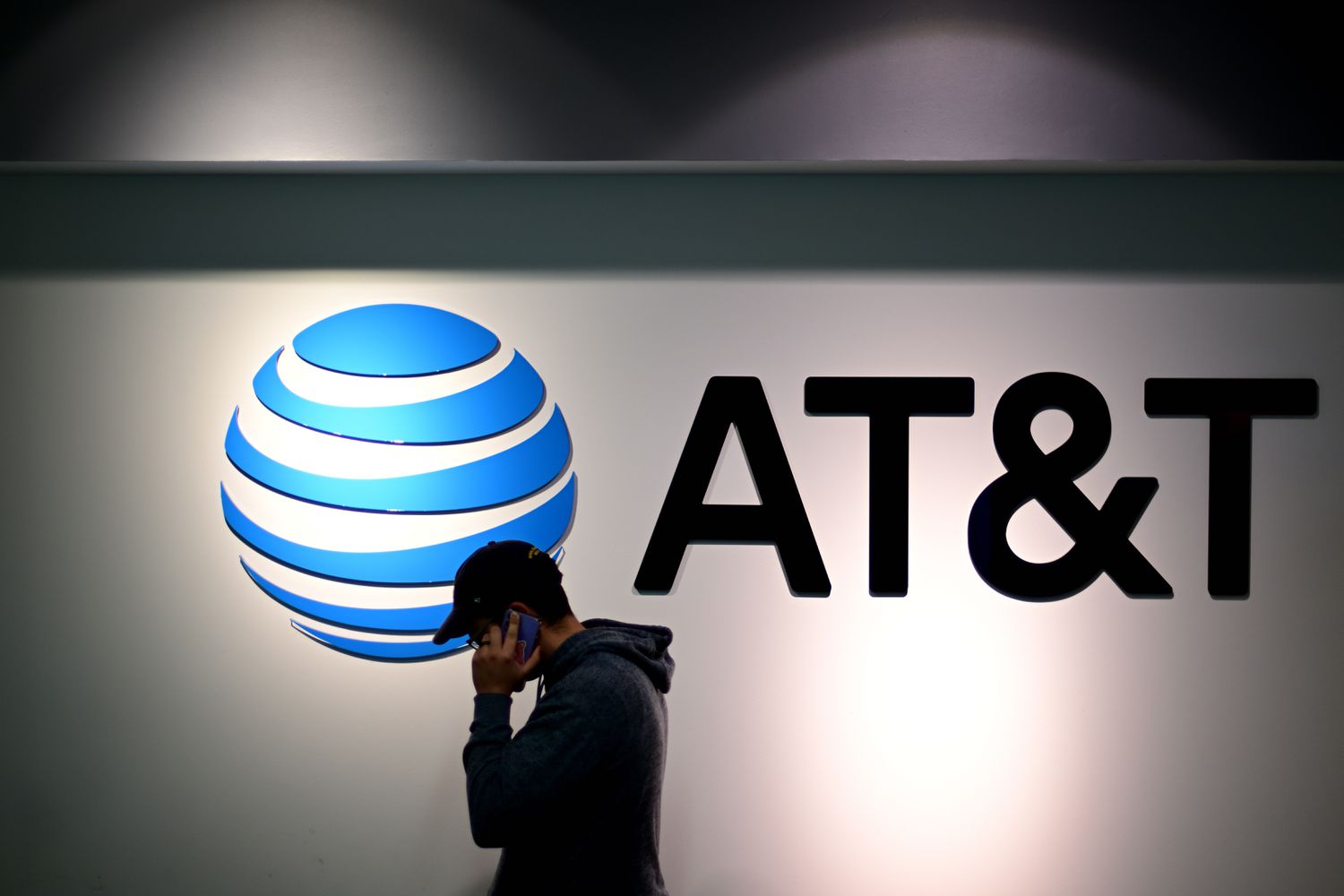 Who owns most of AT&T?