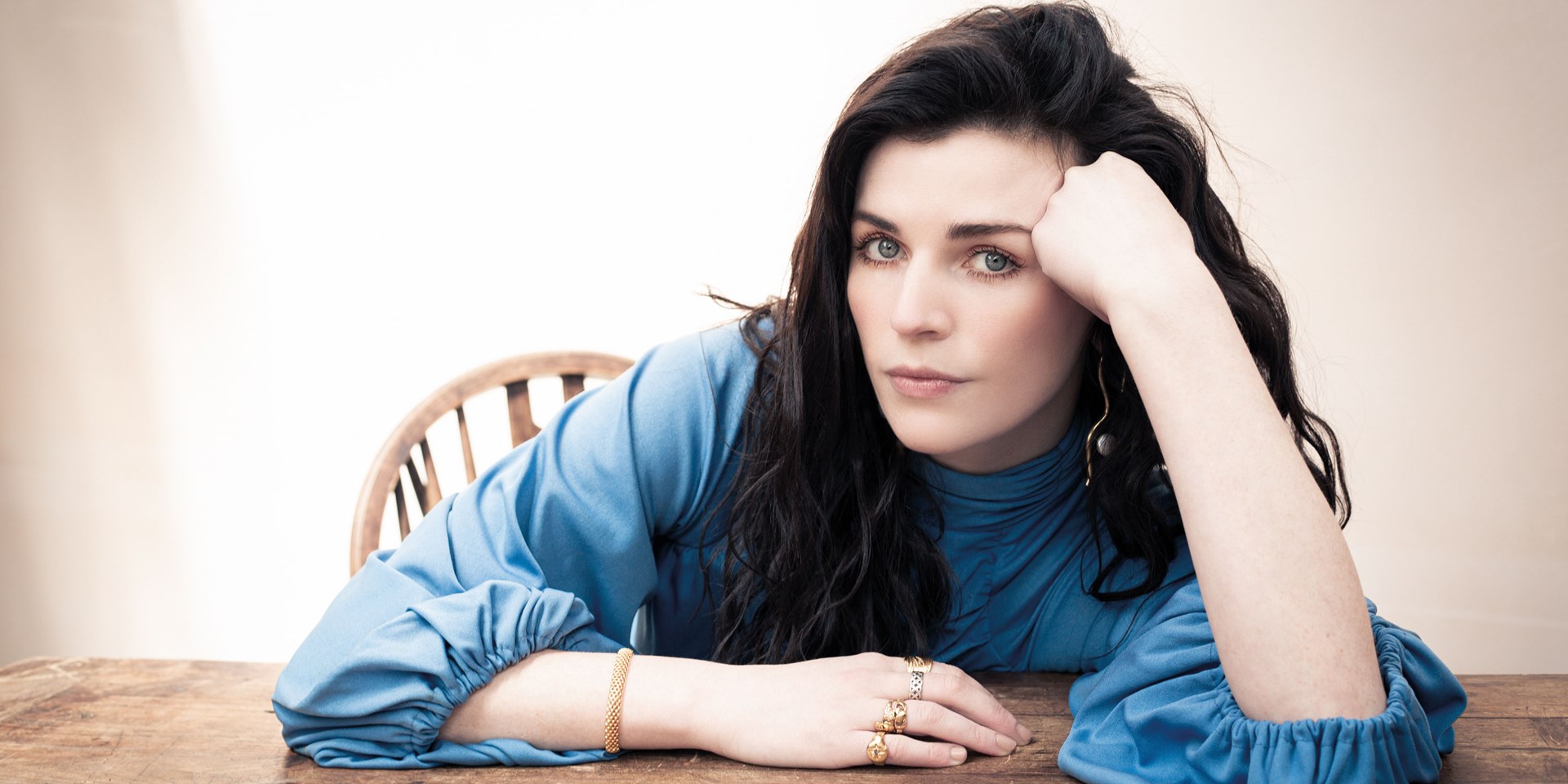 Aisling Bea Age, Height, Nationality, Movies & TV Shows