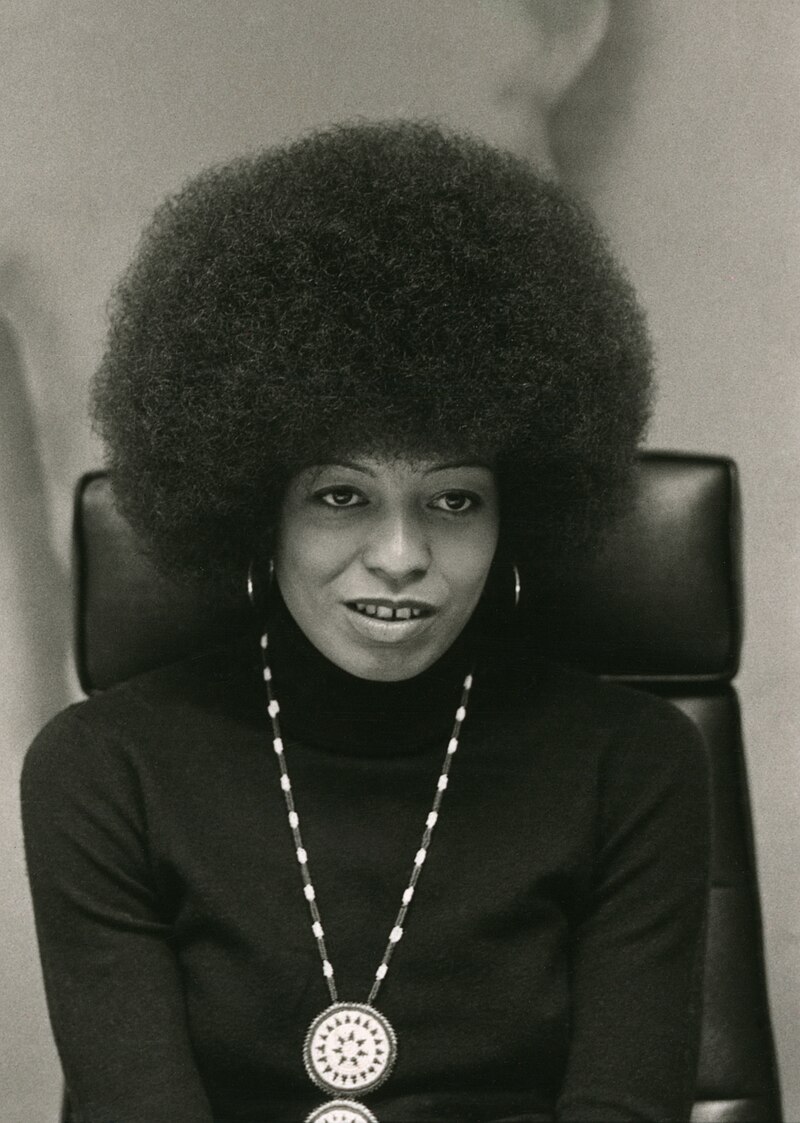 Michael Davis (bassist) wife: Meet Angela Davis