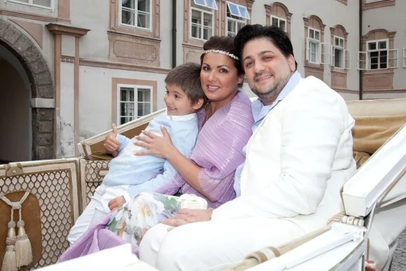 Anna Netrebko Children: How many children does Anna Netrebko have?