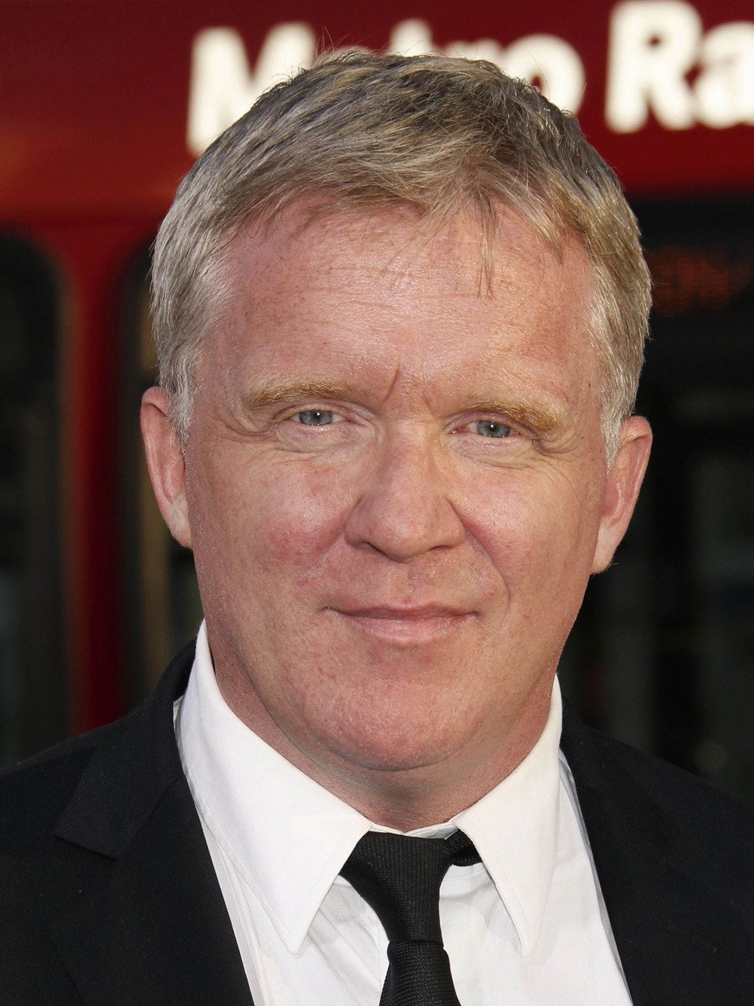 Anthony Michael Hall Net Worth: How rich is Anthony Michael Hall?