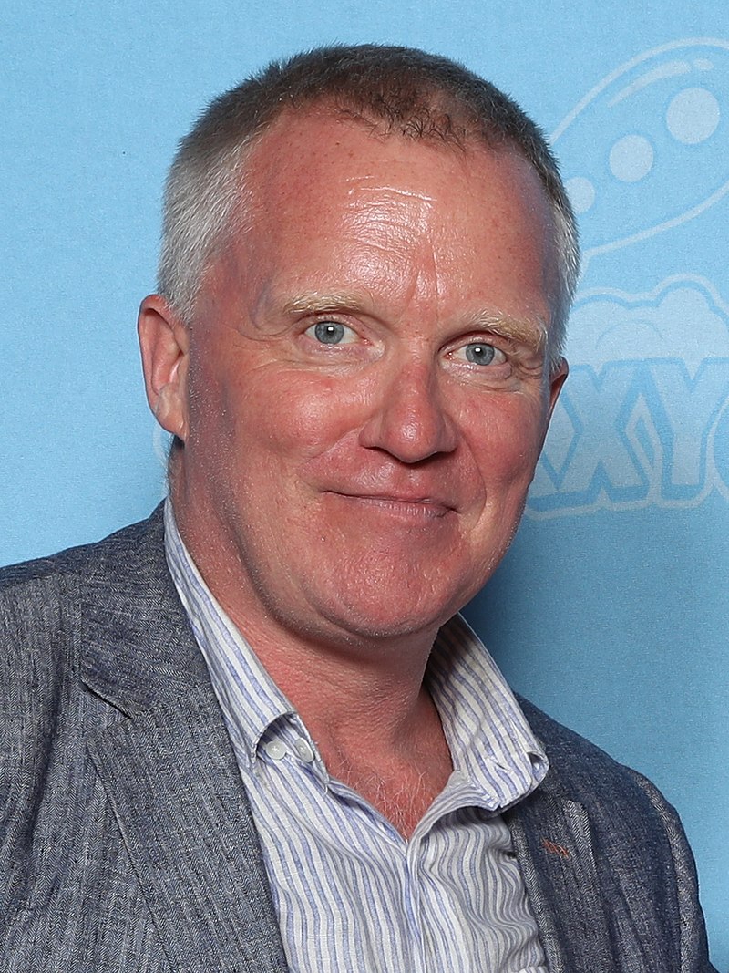 Anthony Michael Hall Age, Height, Movies and TV Shows, Education, Family
