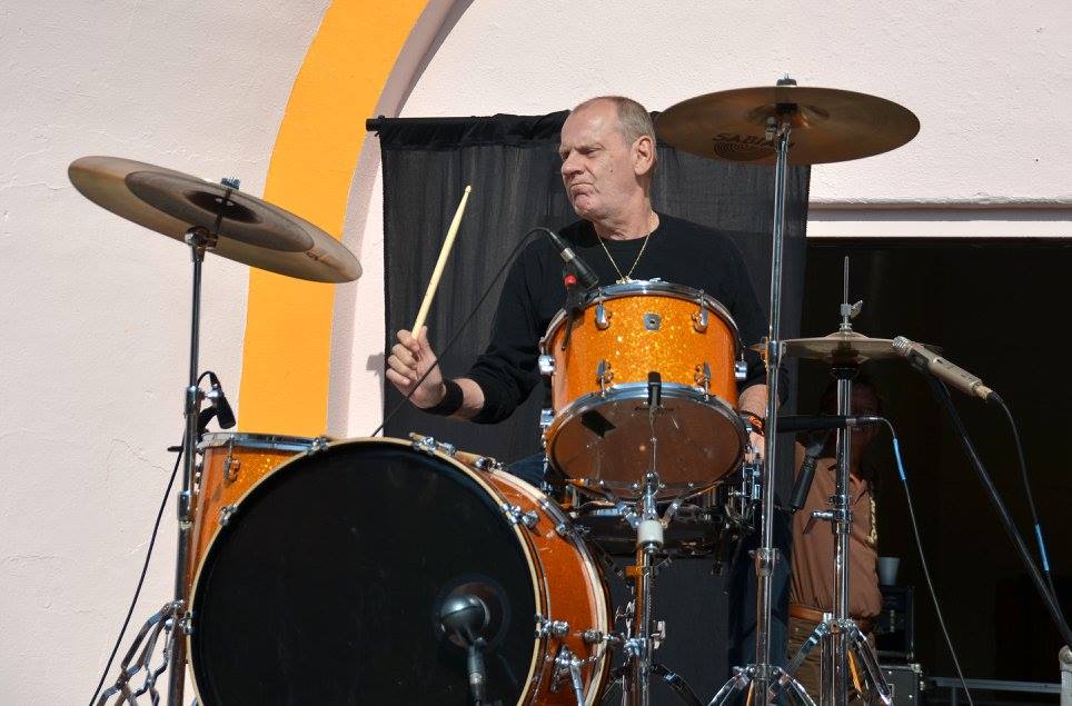 Dennis Thompson (drummer) net worth: How much is Dennis Thompson (drummer) worth?
