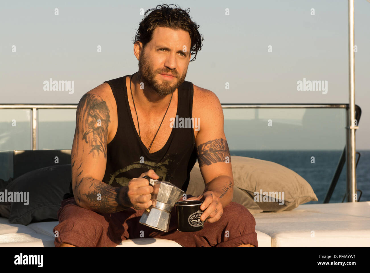 Édgar Ramírez Movies and TV Shows, Movies Netflix, Versace, Jennifer Garner, Height