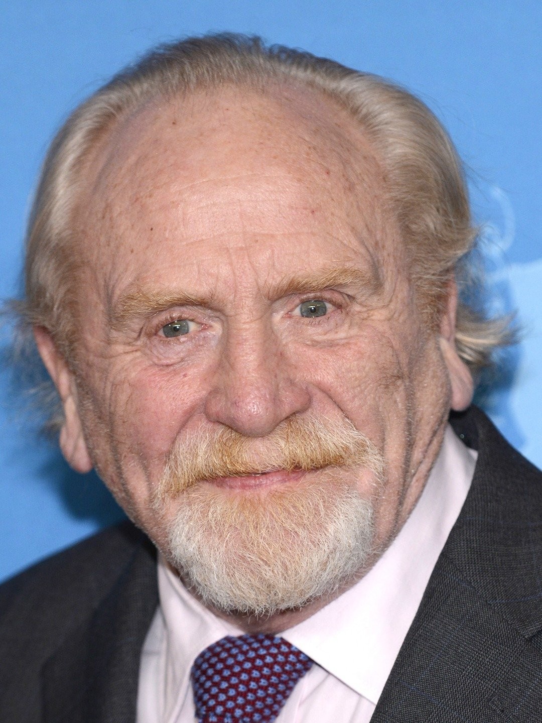 How old is James Cosmo? What nationality is James Cosmo?