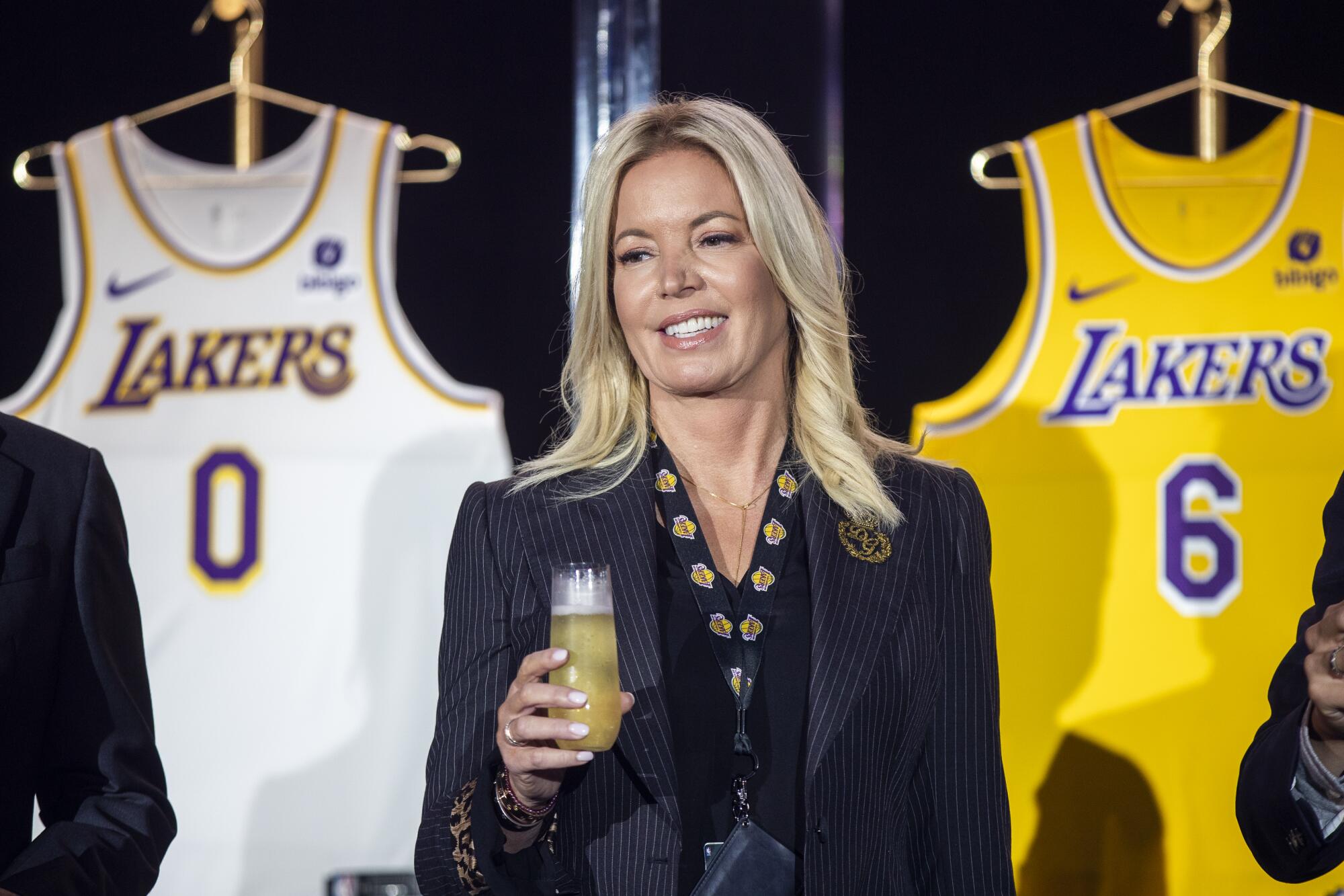 Steve Timmons Ex-Wife: Meet Jeanie Buss