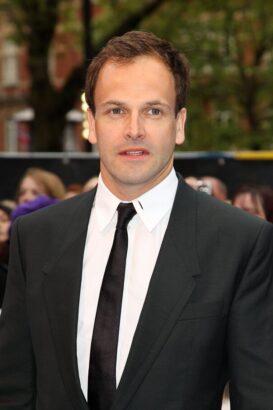 Jonny Lee Miller Net Worth: How rich is Jonny Lee Miller?