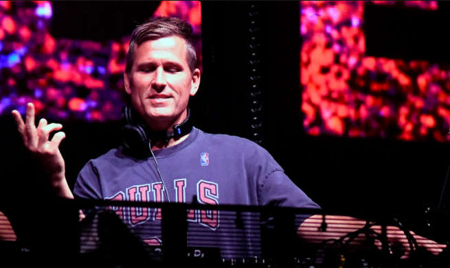 Kaskade Age, Height, Songs and Albums, Education, Family