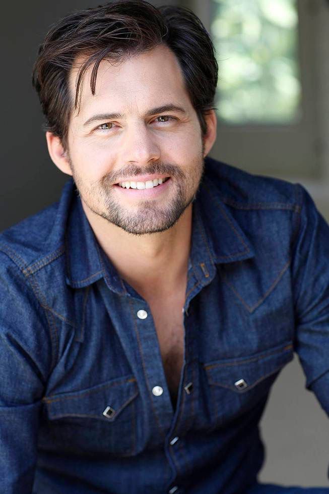 What Hallmark movies is Kristoffer Polaha in? Is Kristoffer Polaha leaving Hallmark? Has Kristoffer Polaha left Hallmark?