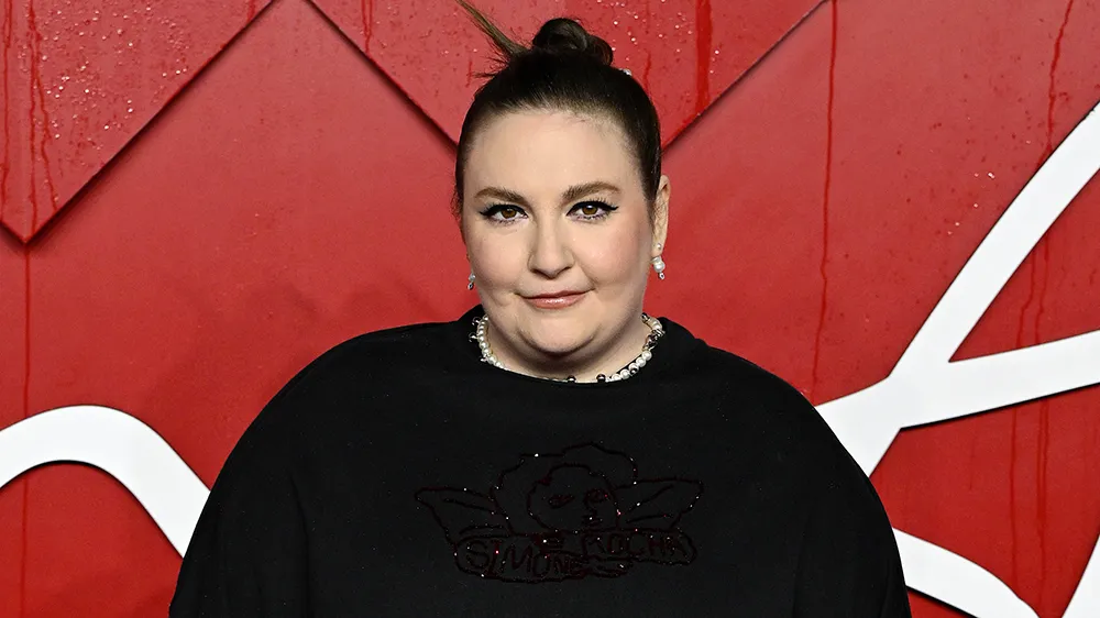 What happened to Lena Dunham in 2019?