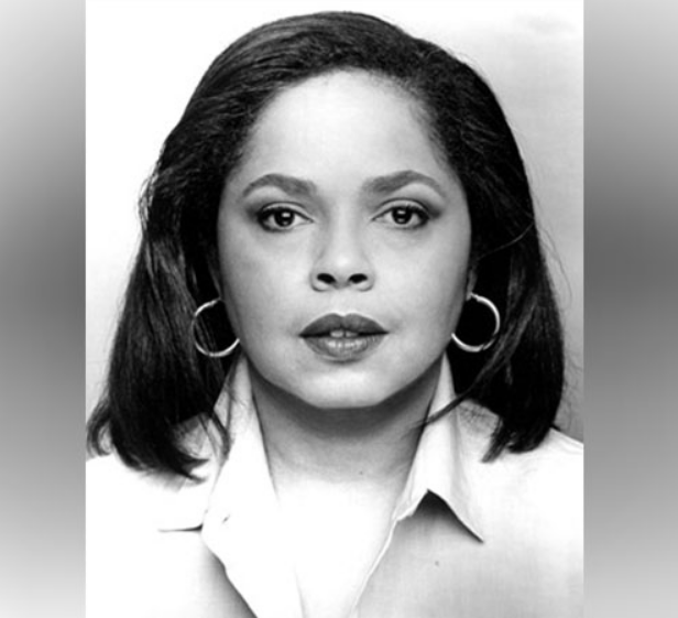 What happened to Lynda Gravátt?