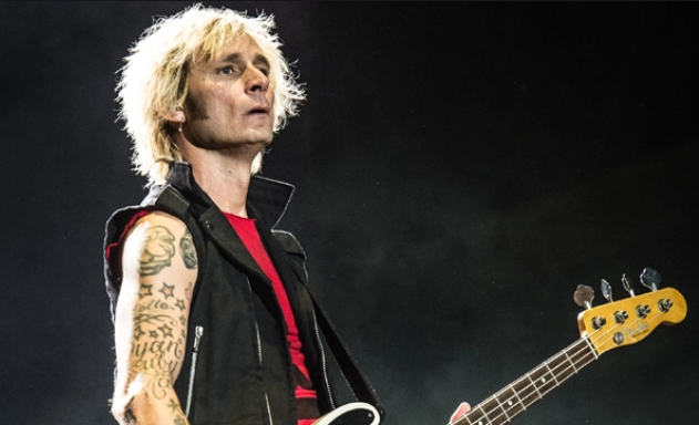 Mike Dirnt Net Worth: How rich is Mike Dirnt?