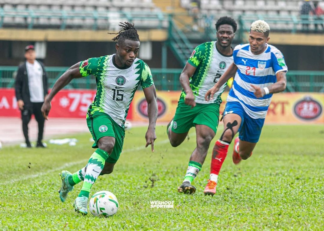 Where did Moses Simon grow up?