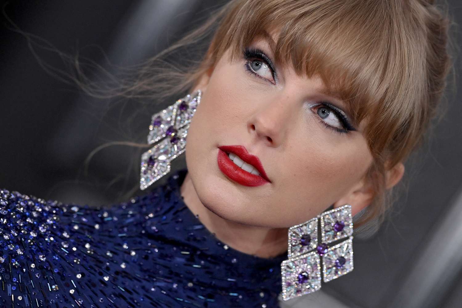 Did Taylor Swift win a People Choice Award 2024?