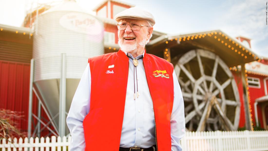 How old is Bob Moore Bob’s Red Mill? How many employees does Bob’s Red Mill have?