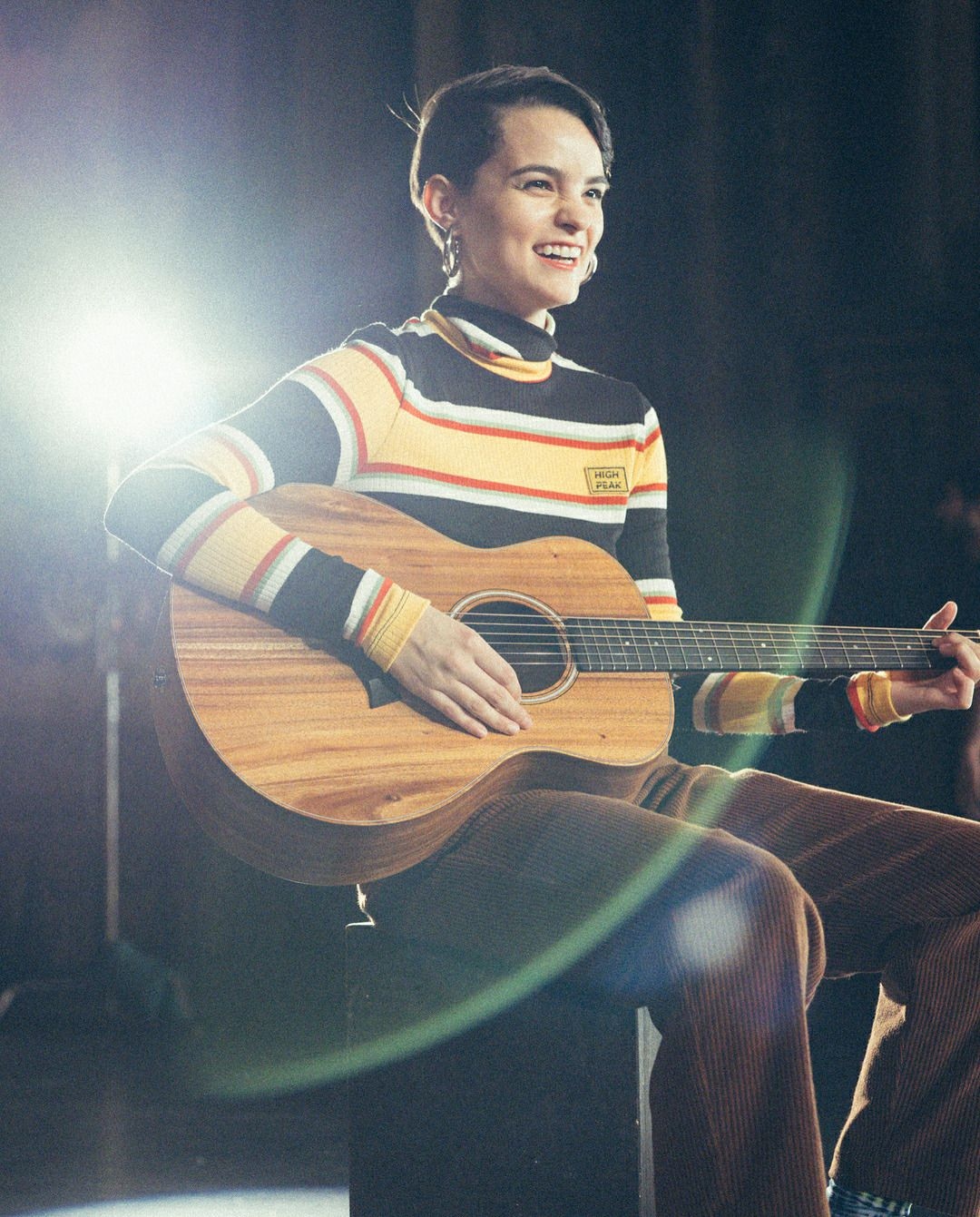 Is Brianna Hildebrand a singer? Does Brianna Hildebrand play guitar?