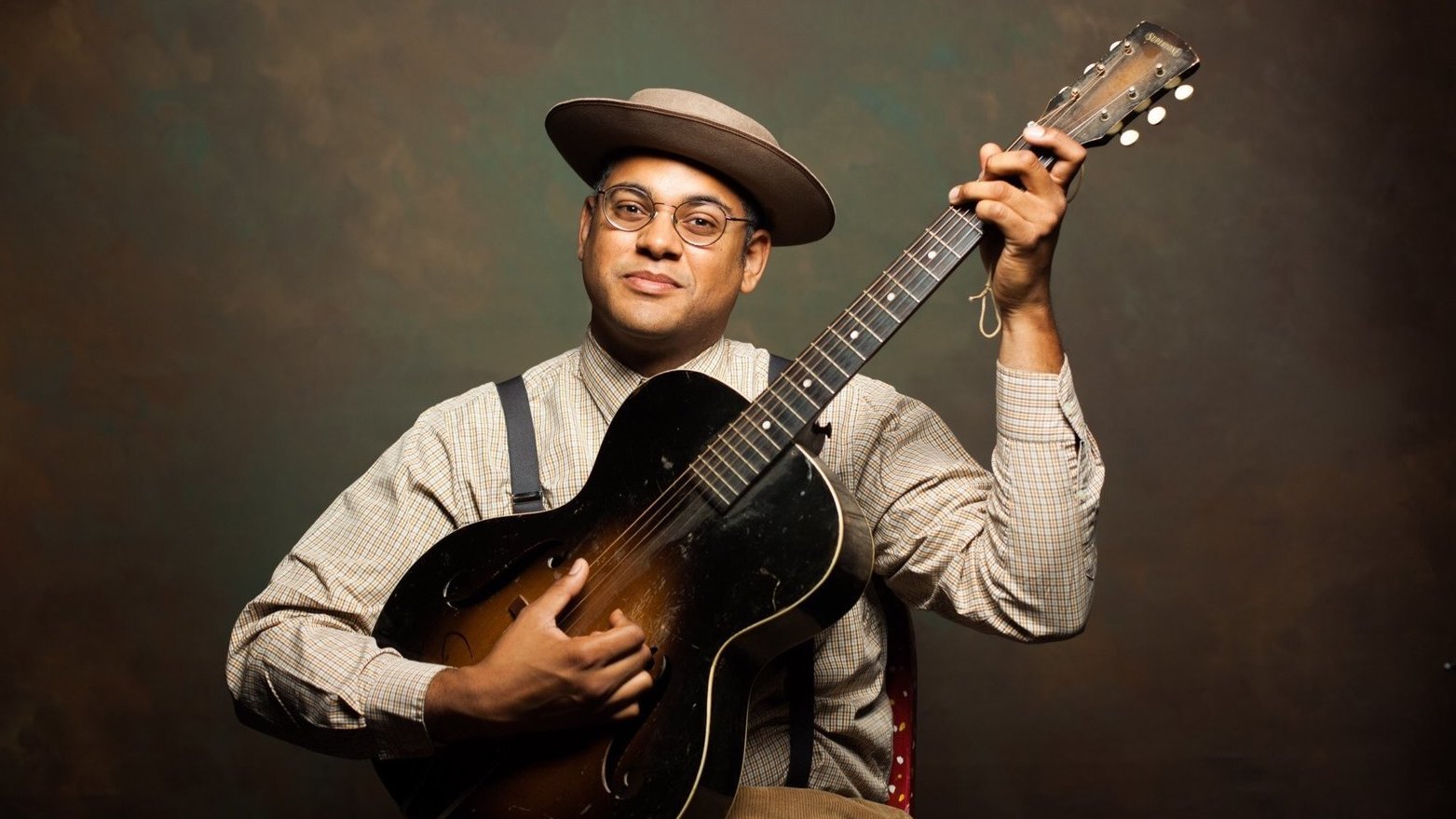 Dom Flemons Songs, Banjo, Albums, Instagram, Port Merch, Tour, Grammy