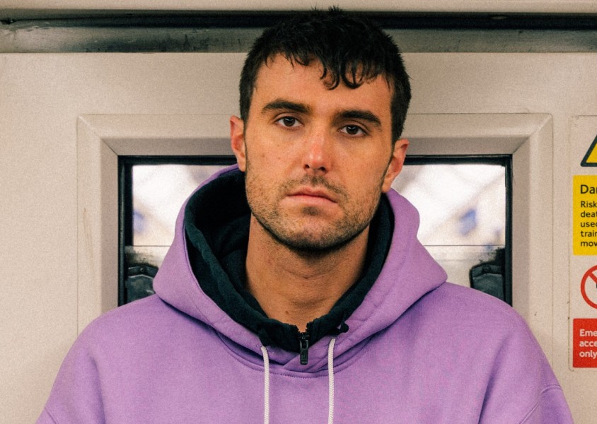 Who is Fred Agains brother?