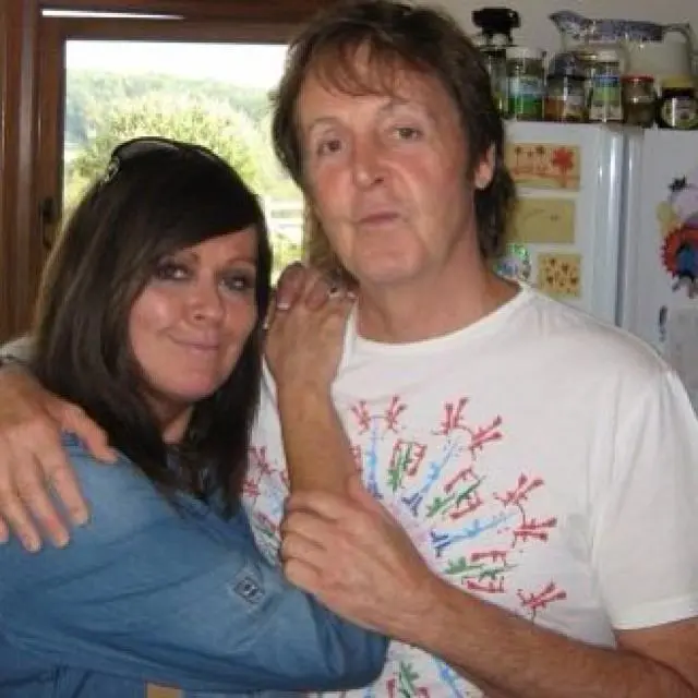 How is Kate Robbins related to Paul McCartney?