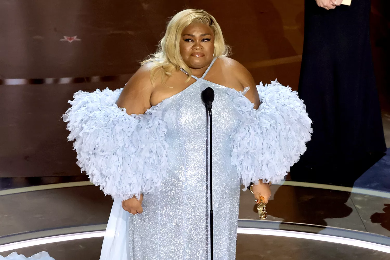 Da’Vine Joy Randolph Claims Best Supporting Actress Oscar for “The Holdovers”