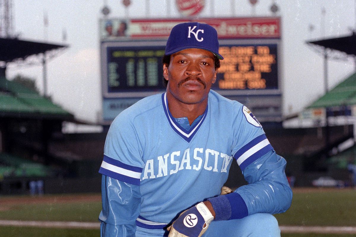 U. L. Washington toothpick: Why did U. L. Washington play with a toothpick?