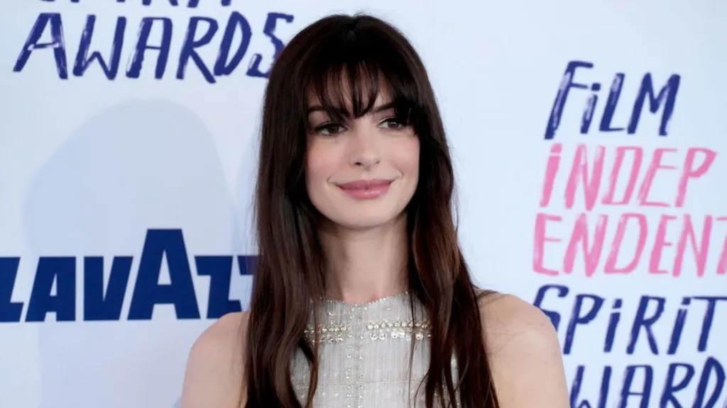 Anne Hathaway Shares Heartbreaking Experience of Miscarriage While Acting as Pregnant Woman