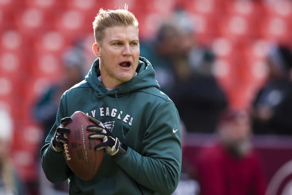 Josh McCown Teams, Dates Joined, Dates Joined 2010, Career Stats, Age, Height, Johnny Manziel
