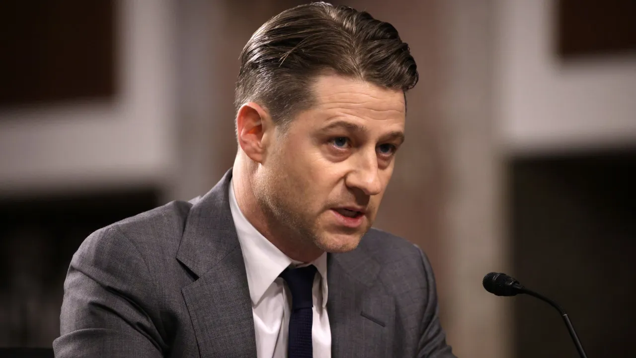 Benjamin McKenzie Schenkkan: From The O.C. to Gotham – A Journey of an American Actor, Author, and Commentator
