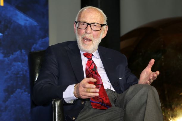 Quantitative Investing Pioneer and Philanthropist James Simons Passes Away at 86